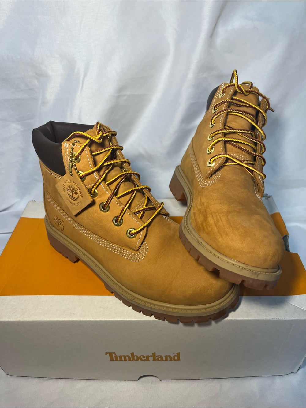 Timberland Boys 6" Premium Waterproof Boots Nubuck Wheat Size 3 With Box